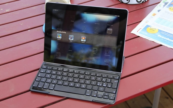 iPad 3rd Generation in the Logitech Ultrathing Keyboard Cover