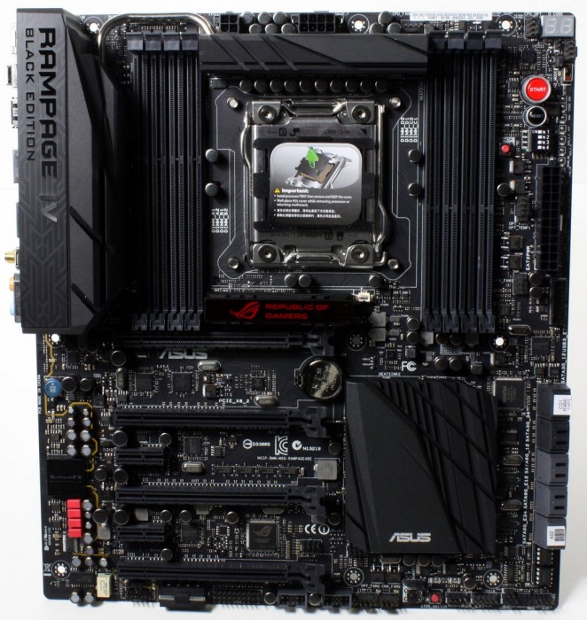 Rampage IV Extreme Black Edition12