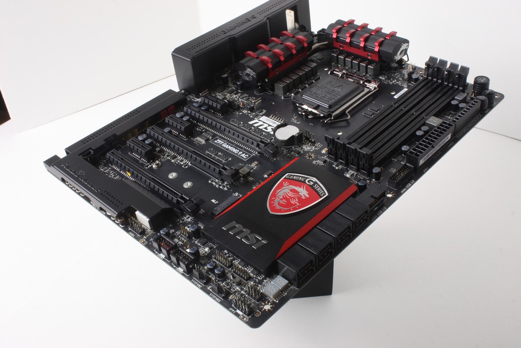 lastbil Mindre underordnet MSI Z97 Gaming 9 AC - MSI's top tier gaming offering for the Haswell  refresh - Bjorn3d.com