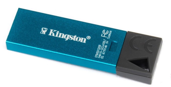 Kingston_USB3.0_Data_Traveler_Mini_32GB_1