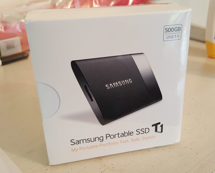 samsung_ssd_t1_box